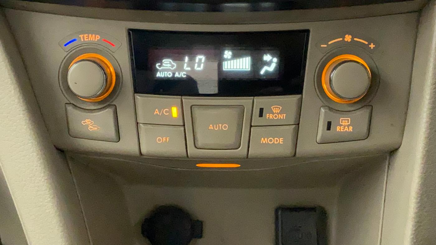 2014 Maruti Swift Dzire ZXI, Petrol, Manual, 88,871 km, Automatic Climate Control