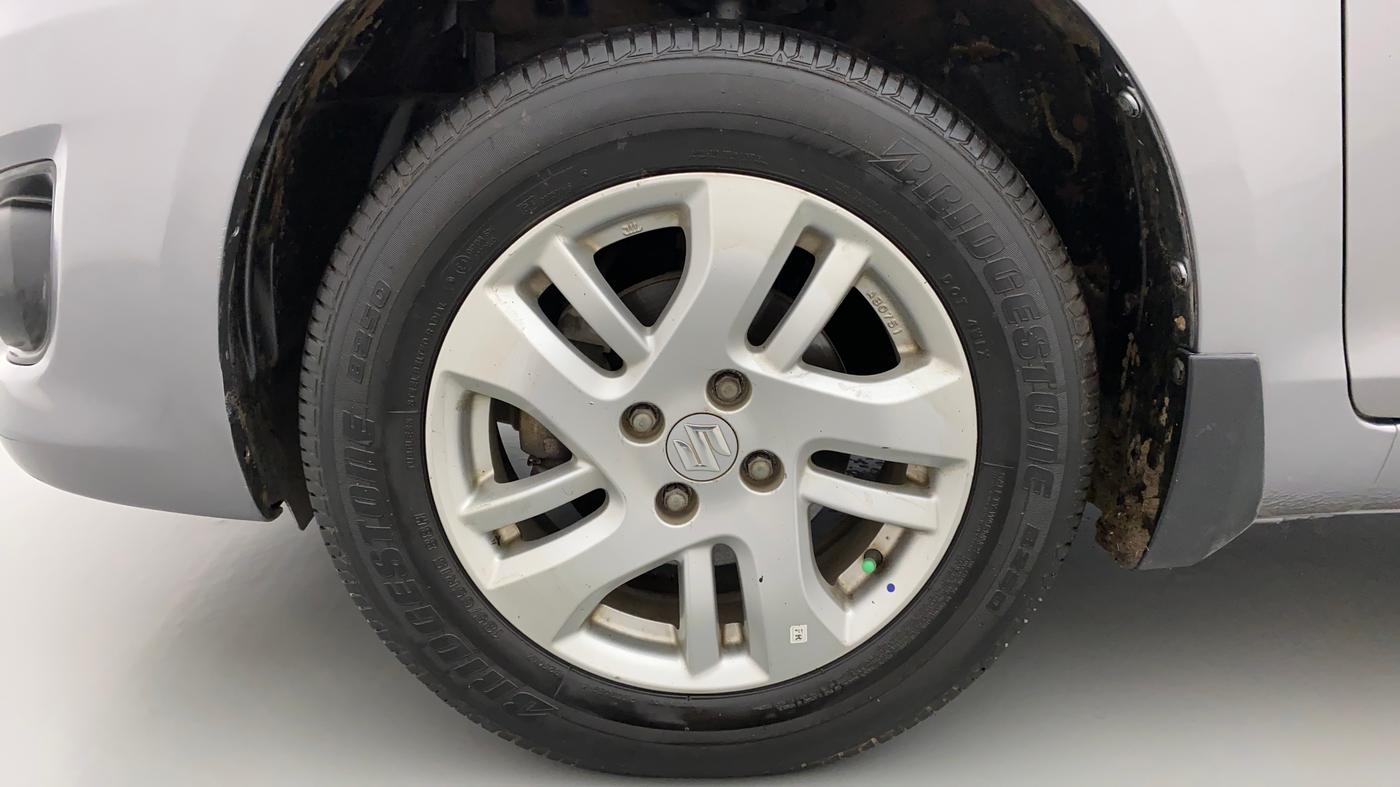 2014 Maruti Swift Dzire ZXI, Petrol, Manual, 88,871 km, Left Front Wheel