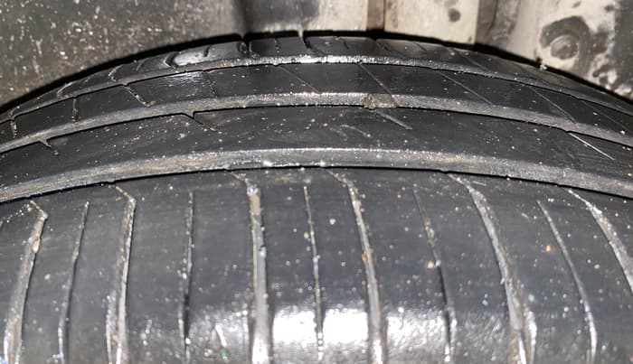 2017 Maruti Ertiga VXI, Petrol, Manual, 52,348 km, Left Rear Tyre Tread