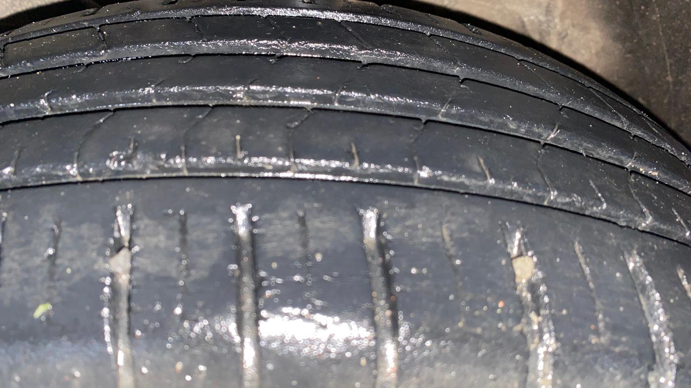 2019 Maruti Baleno ALPHA CVT PETROL 1.2, Petrol, Automatic, 47,788 km, Left Front Tyre Tread