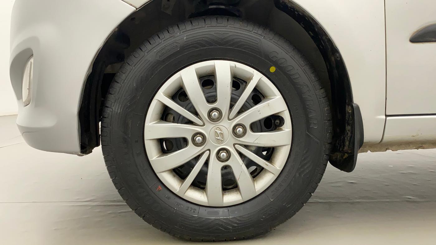 2014 Hyundai i10 SPORTZ 1.1, Petrol, Manual, 64,115 km, Left Front Wheel