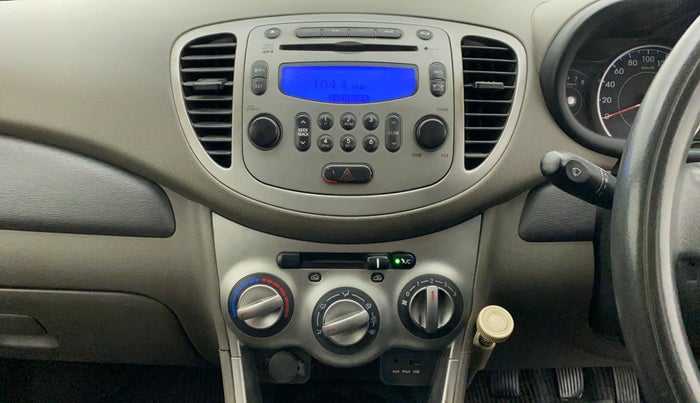 2014 Hyundai i10 SPORTZ 1.1, Petrol, Manual, 64,115 km, Air Conditioner