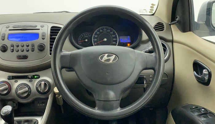 2014 Hyundai i10 SPORTZ 1.1, Petrol, Manual, 64,115 km, Steering Wheel Close Up