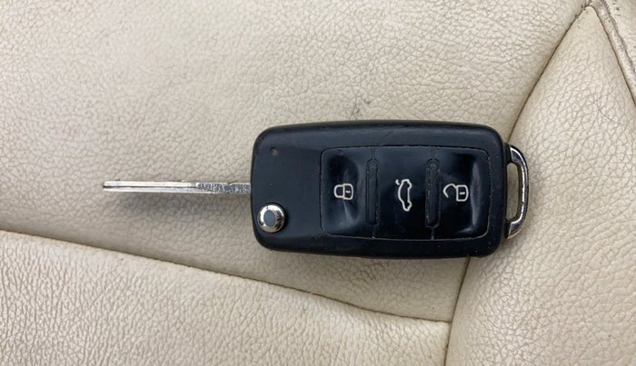 2020 Skoda Rapid ACTIVE 1.0 TSI, Petrol, Manual, 1,03,282 km, Key Close Up