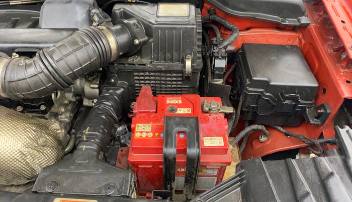 2019 Mahindra XUV300 W6 1.5 DIESEL, Diesel, Manual, 42,697 km, Engine View - Left