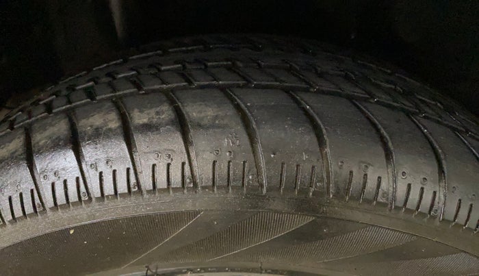 2015 Honda Amaze 1.2L I-VTEC S, Petrol, Manual, 17,715 km, Right Rear Tyre Tread