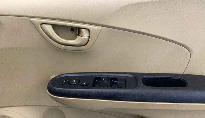 2015 Honda Amaze 1.2L I-VTEC S, Petrol, Manual, 17,715 km, Driver Side Door Panels Control