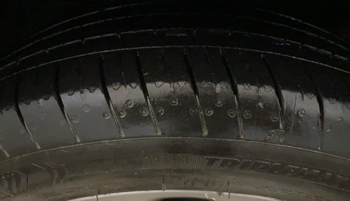 2018 Maruti Baleno ZETA CVT PETROL 1.2, Petrol, Automatic, 91,650 km, Left Front Tyre Tread