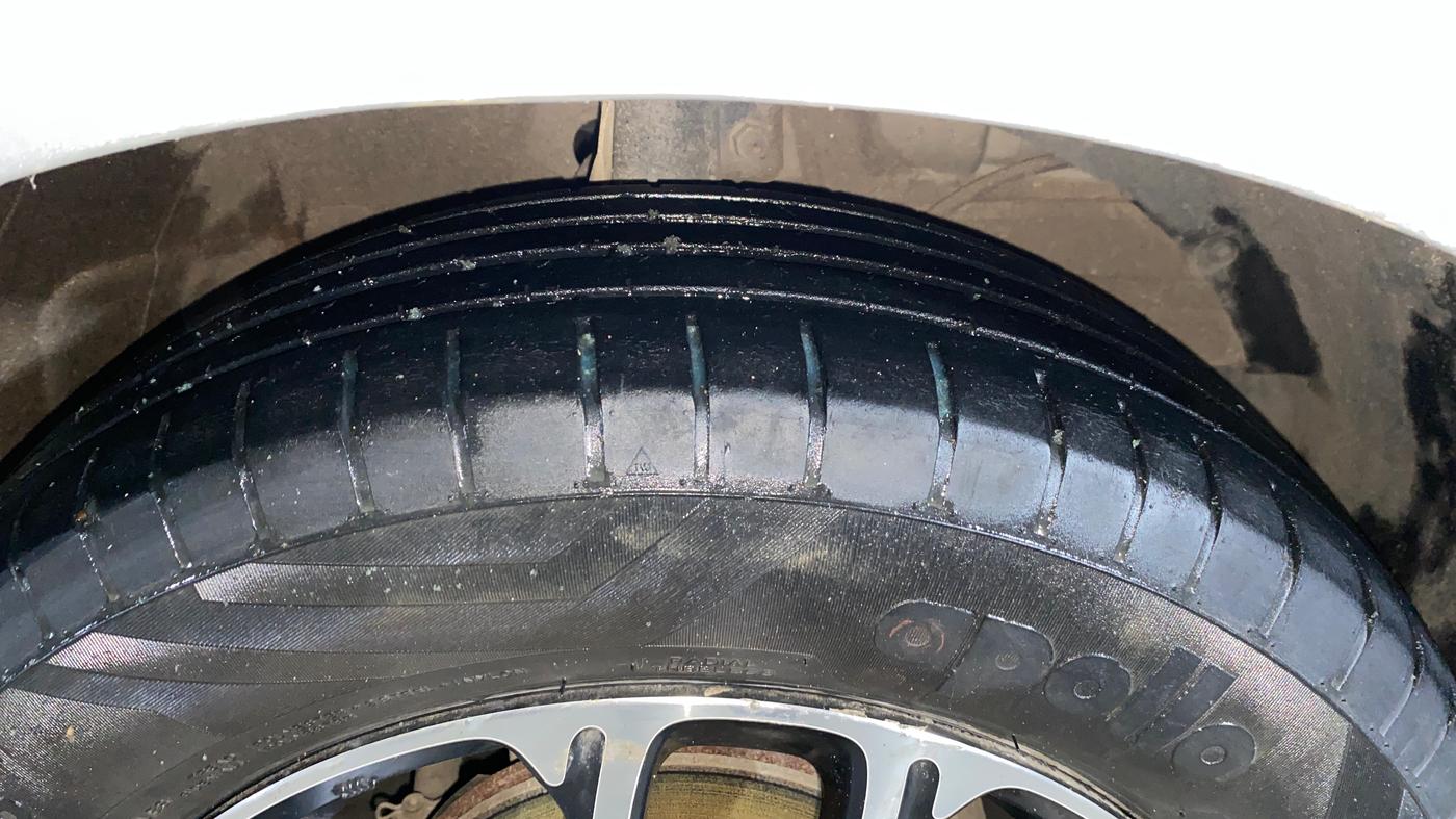 2018 Maruti Swift ZXI PLUS, Petrol, Manual, 51,471 km, Right Front Tyre Tread