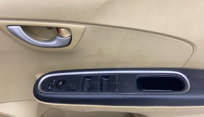 2016 Honda Amaze 1.2L I-VTEC SX, Petrol, Manual, 57,075 km, Driver Side Door Panels Control