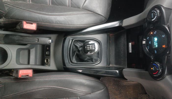 2013 Ford Ecosport TITANIUM 1.0L ECOBOOST (OPT), Petrol, Manual, 83,421 km, Gear Lever