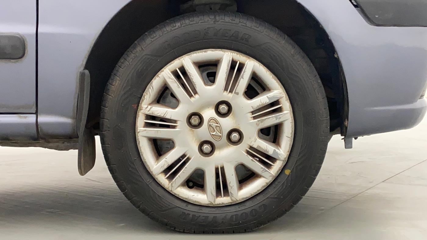 2010 Hyundai Santro Xing GLS, Petrol, Manual, 91,968 km, Right Front Wheel