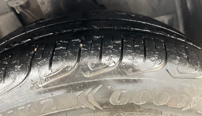 2022 Tata ALTROZ XZ PLUS PETROL, Petrol, Manual, 38,170 km, Right Front Tyre Tread