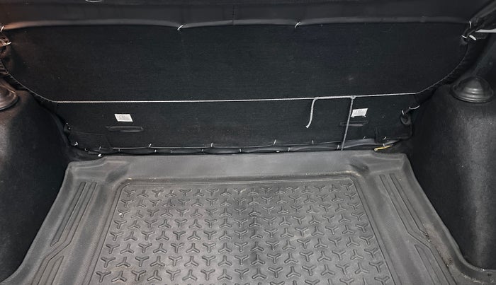 2022 Tata ALTROZ XZ PLUS PETROL, Petrol, Manual, 38,170 km, Boot Inside