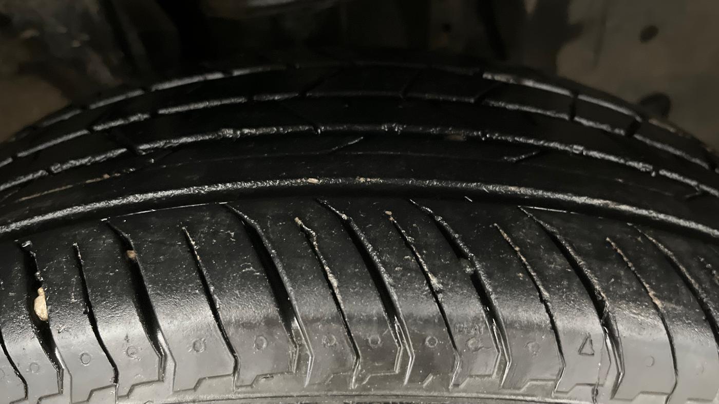 2024 Nissan MAGNITE XL, Petrol, Manual, 25,035 km, Right Front Tyre Tread