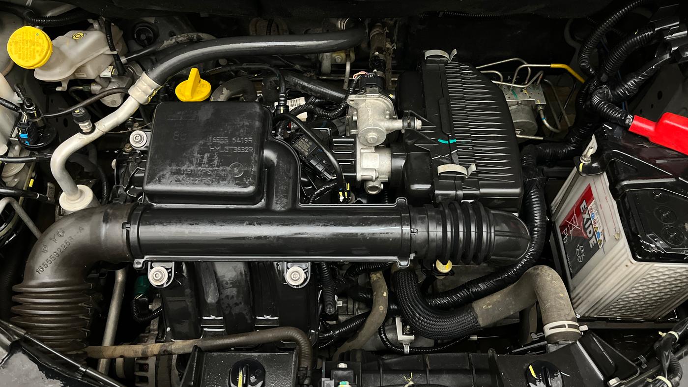 2024 Nissan MAGNITE XL, Petrol, Manual, 25,035 km, Engine View