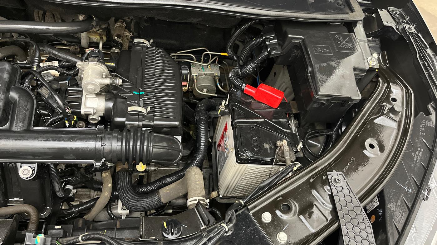 2024 Nissan MAGNITE XL, Petrol, Manual, 25,035 km, Engine View - Left