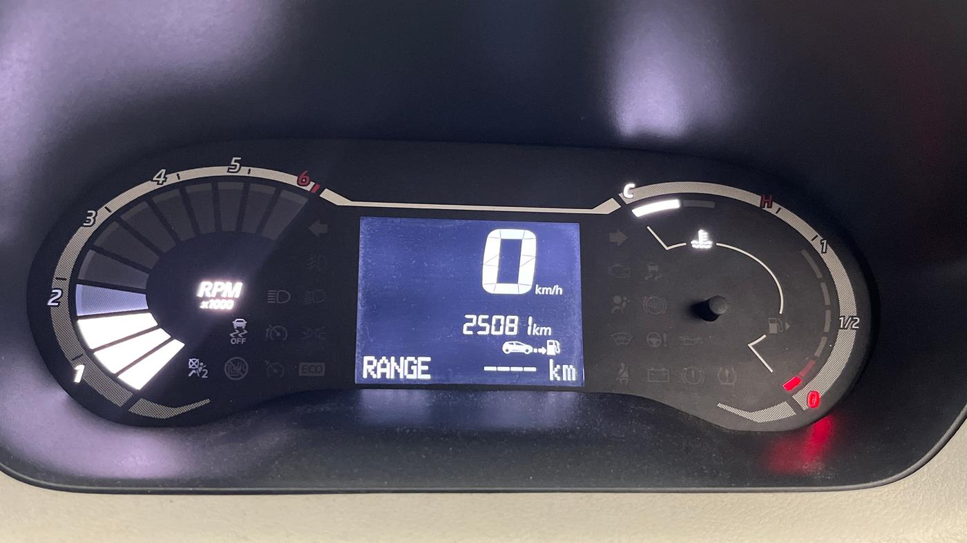 2024 Nissan MAGNITE XL, Petrol, Manual, 25,035 km, Odometer Image