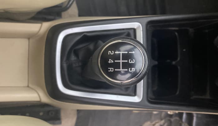 2019 Maruti Dzire ZXI, Petrol, Manual, 35,642 km, Gear Lever