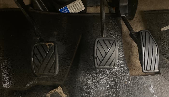 2019 Maruti Dzire ZXI, Petrol, Manual, 35,642 km, Pedals