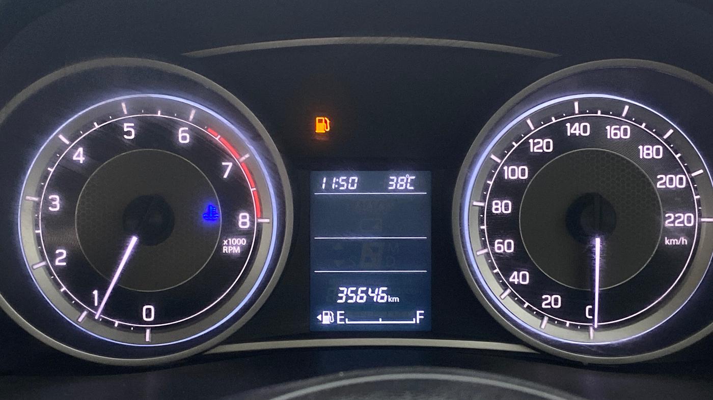 2019 Maruti Dzire ZXI, Petrol, Manual, 35,642 km, Odometer Image