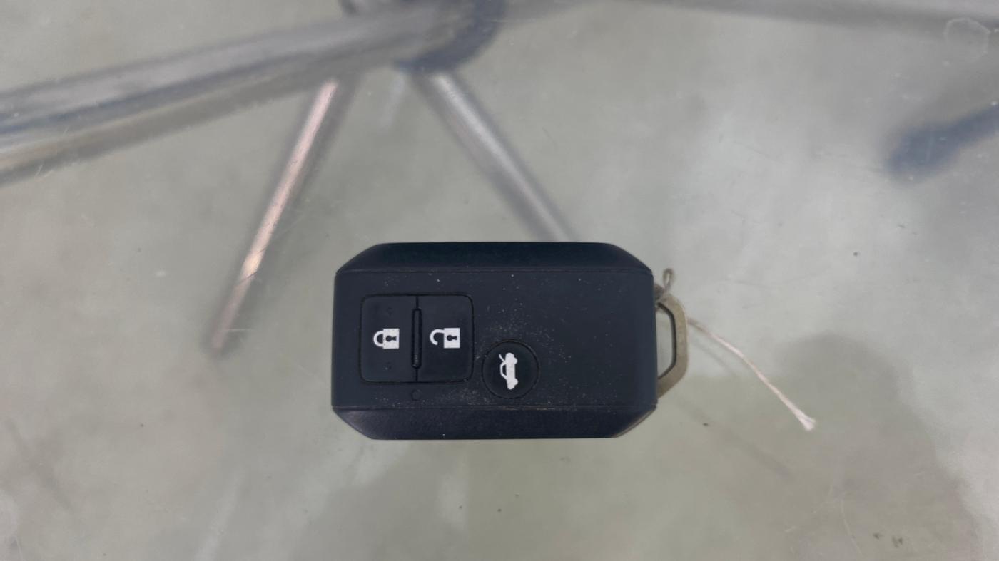 2019 Maruti Dzire ZXI, Petrol, Manual, 35,642 km, Key Close Up
