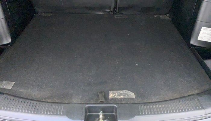 2017 Maruti S Cross ZETA SHVS, Diesel, Manual, 58,988 km, Boot Inside