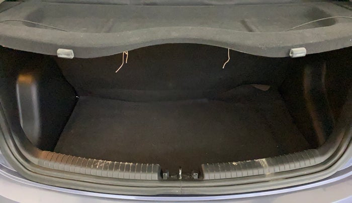 2014 Hyundai Grand i10 SPORTZ 1.2 KAPPA VTVT, Petrol, Manual, 89,175 km, Boot Inside