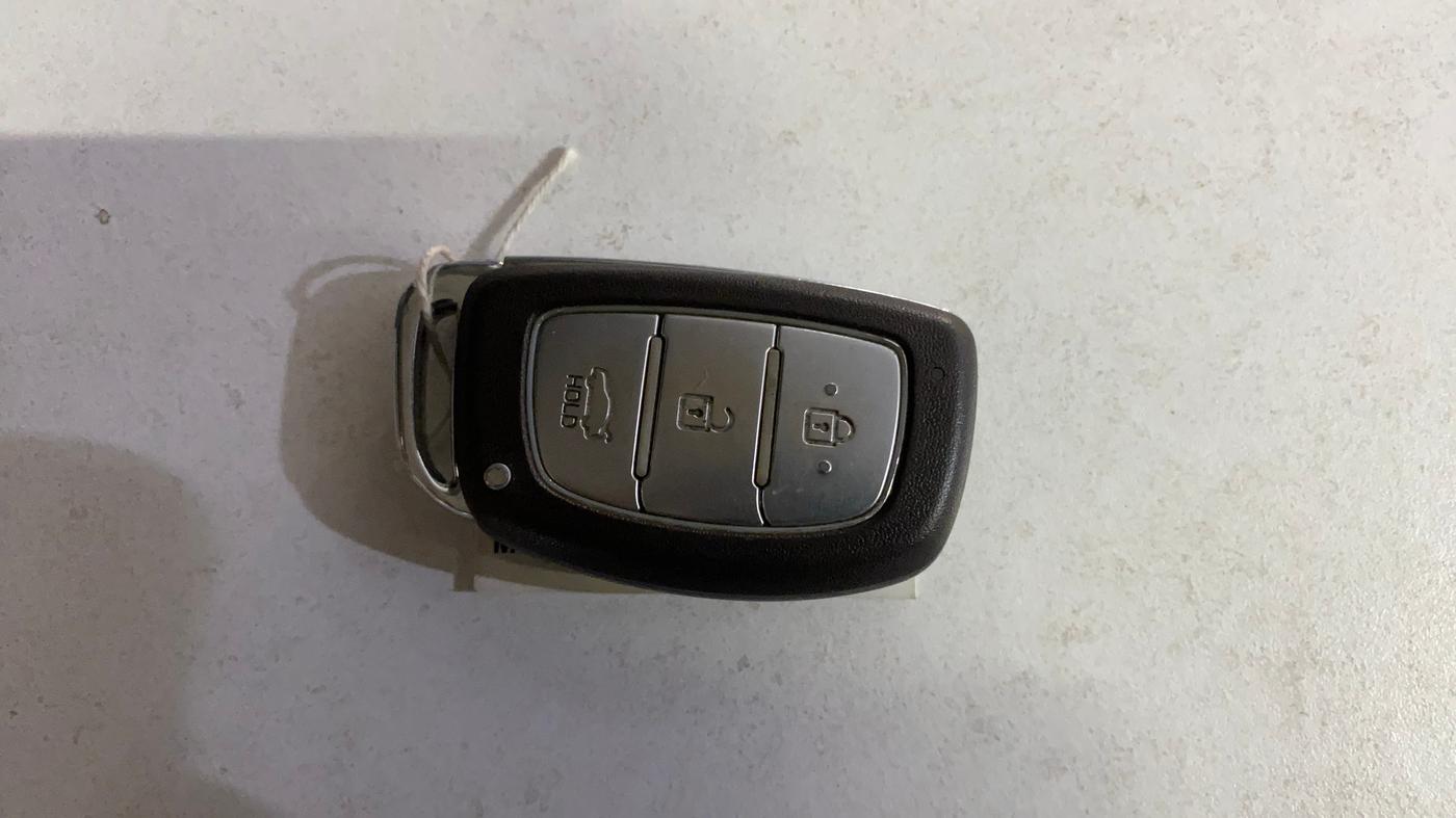 2014 Hyundai Grand i10 SPORTZ 1.2 KAPPA VTVT, Petrol, Manual, 89,175 km, Key Close Up