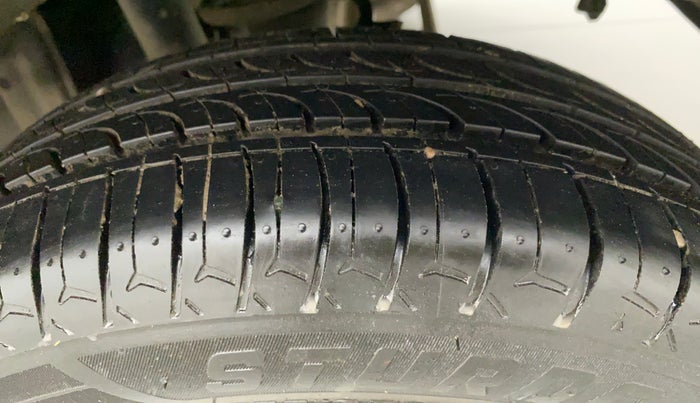 2017 Maruti Alto K10 VXI, Petrol, Manual, 45,785 km, Left Rear Tyre Tread