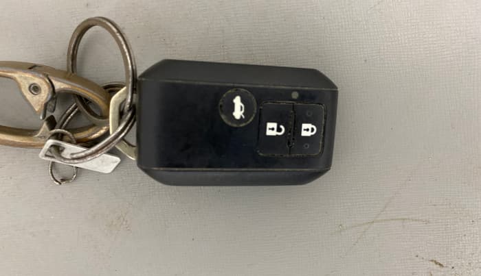 2018 Maruti Dzire ZXI, Petrol, Manual, 60,468 km, Key Close Up