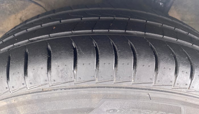 2018 Hyundai NEW SANTRO 1.1 SPORTS AMT, Petrol, Automatic, 14,359 km, Left Rear Tyre Tread