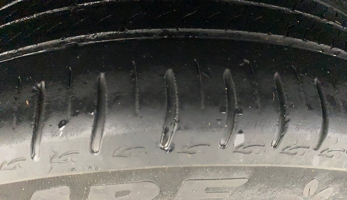 2023 Tata ALTROZ XZA + SUNROOF, Petrol, Automatic, 38,905 km, Right Rear Tyre Tread