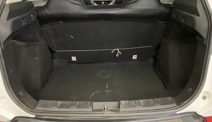 2019 Tata NEXON XE PETROL, Petrol, Manual, 76,073 km, Boot Inside