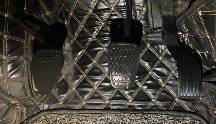 2019 Tata NEXON XE PETROL, Petrol, Manual, 76,073 km, Pedals