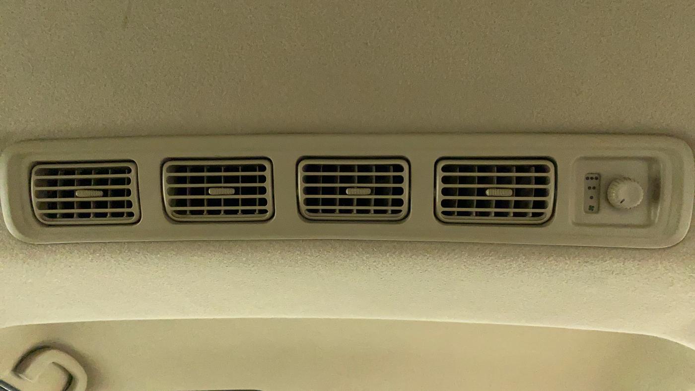 2013 Maruti Ertiga ZXI, Petrol, Manual, 43,680 km, Rear AC Vents