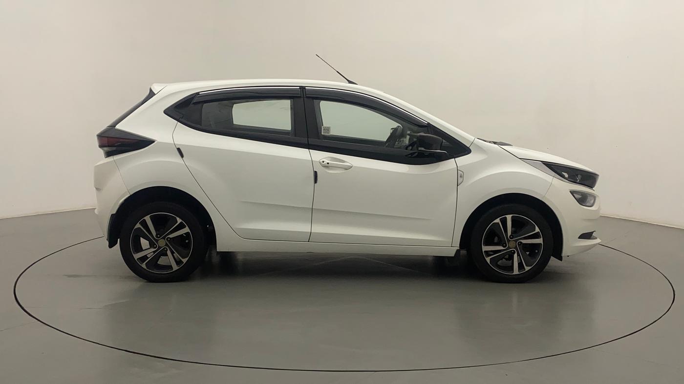 2020 Tata ALTROZ XZ PETROL, Petrol, Manual, 72,276 km, Right Side