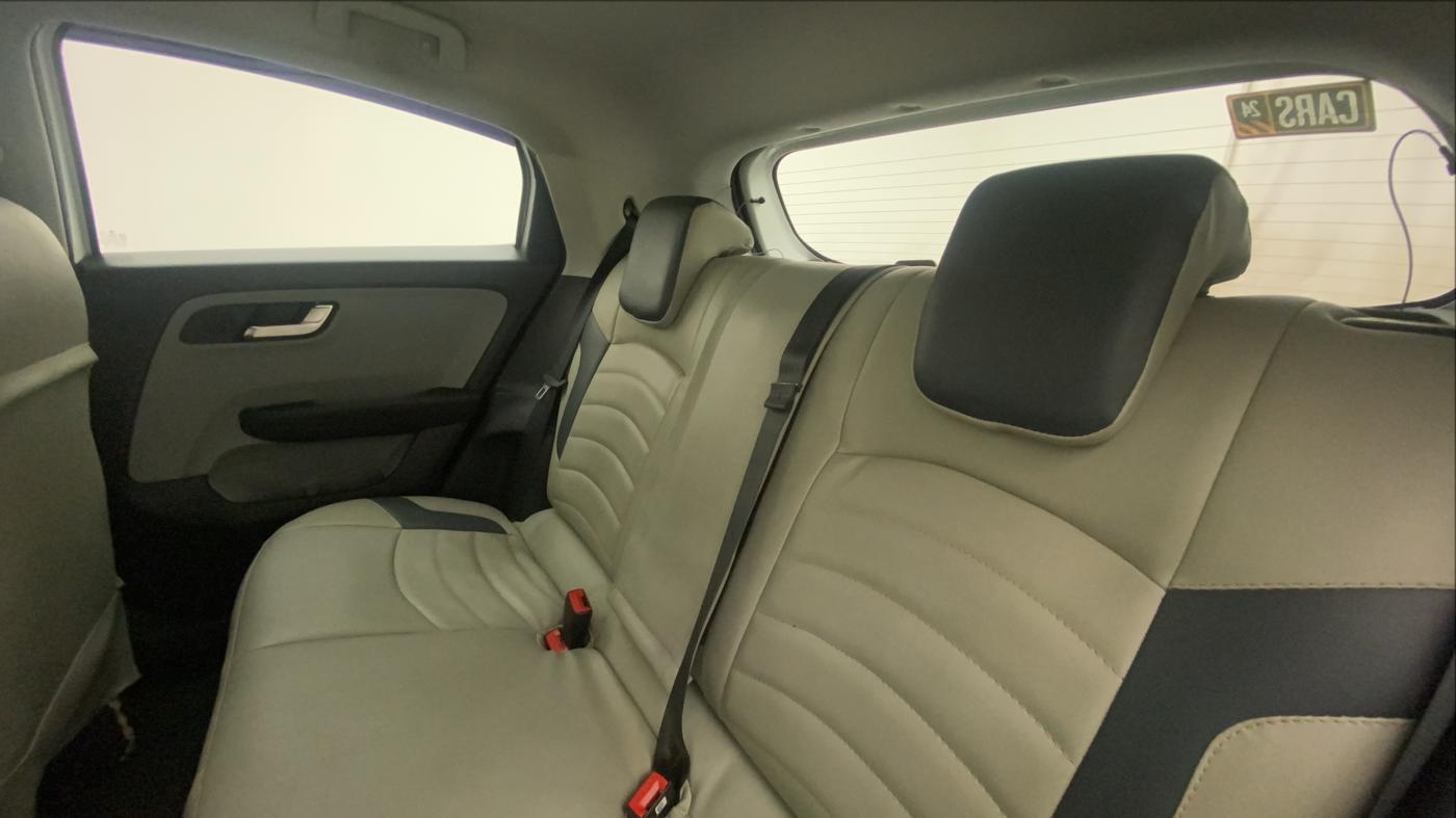 2020 Tata ALTROZ XZ PETROL, Petrol, Manual, 72,276 km, Right Side Rear Door Cabin