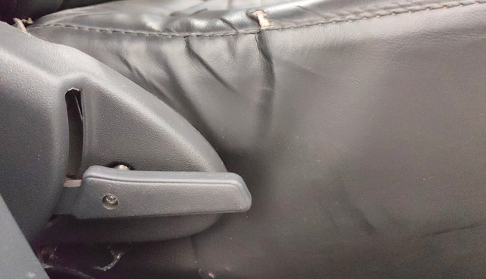 2018 Maruti Alto 800 LXI CNG O, CNG, Manual, 49,512 km, Driver Side Adjustment Panel