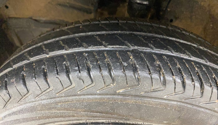 2022 Maruti Alto K10 VXI, Petrol, Manual, 47,401 km, Left Front Tyre Tread