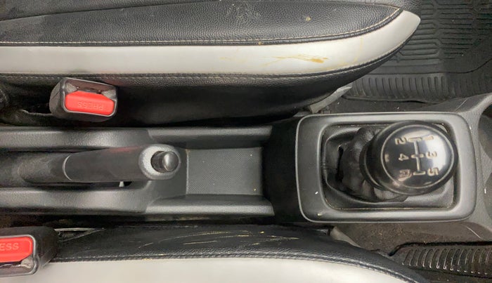 2022 Maruti Alto K10 VXI, Petrol, Manual, 47,401 km, Gear Lever