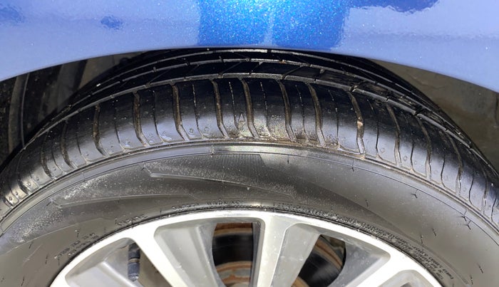 2018 Maruti Ciaz ALPHA  AT 1.5 SHVS PETROL, Petrol, Automatic, 39,092 km, Left Front Tyre Tread