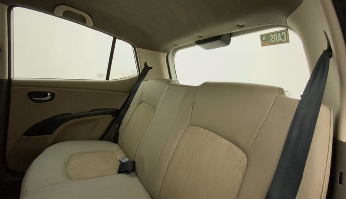 2012 Hyundai i10 MAGNA 1.2, Petrol, Manual, 71,869 km, Right Side Rear Door Cabin