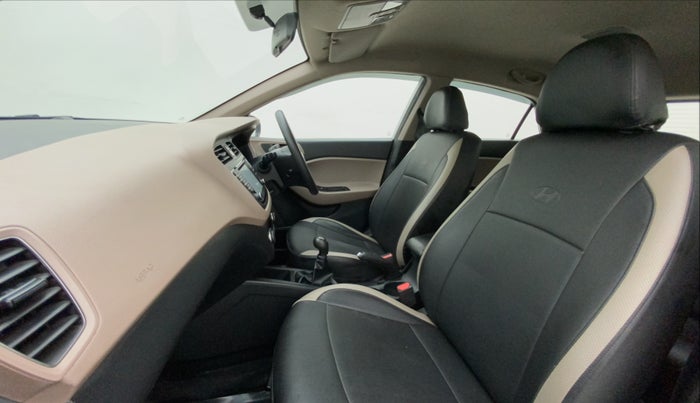 2017 Hyundai Elite i20 ASTA 1.2, Petrol, Manual, 40,006 km, Right Side Front Door Cabin