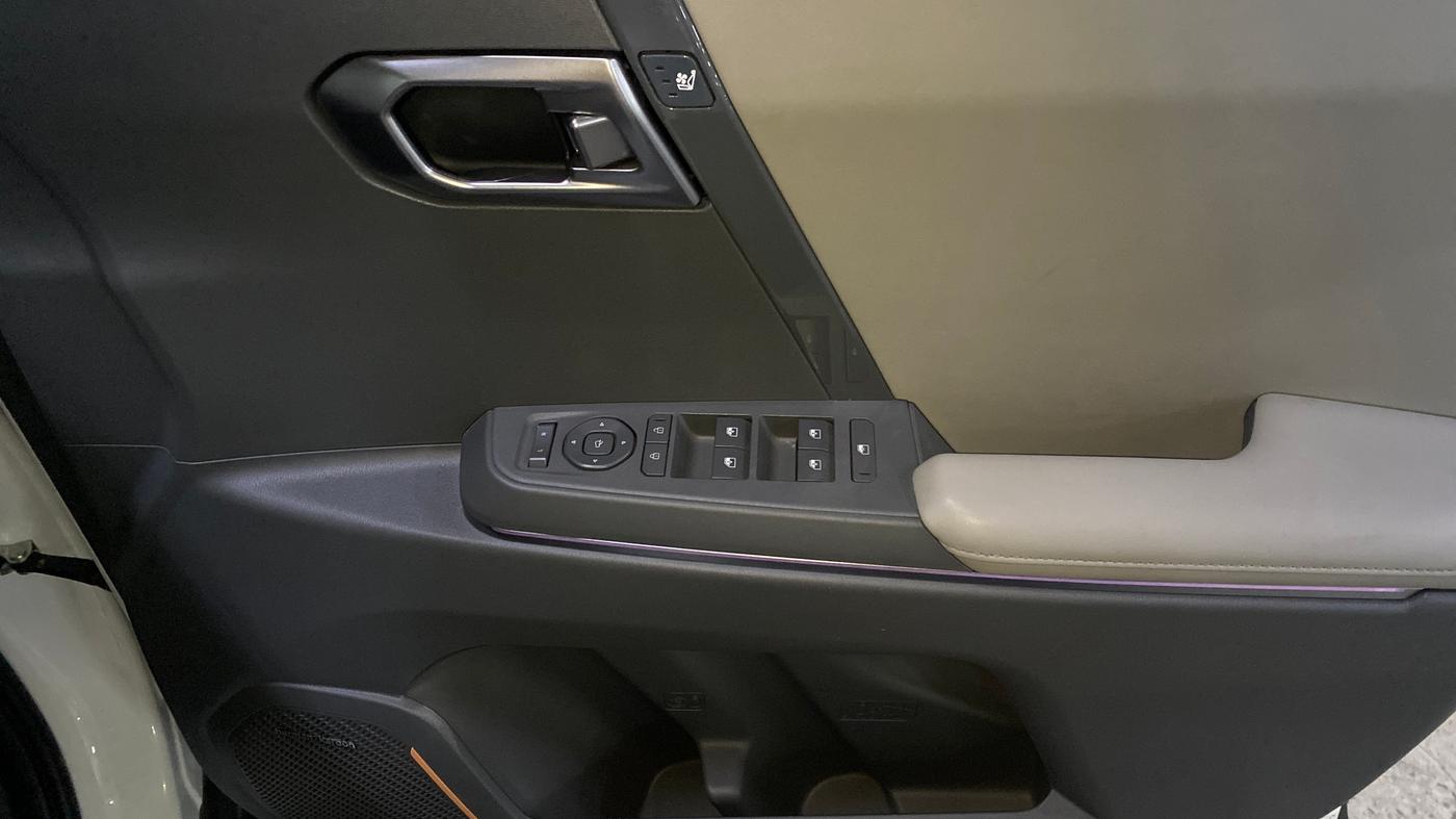2025 KIA SYROS HTX Plus (O) 1.5 Diesel 6AT, Diesel, Automatic, 4,710 km, Driver Side Door Panels Control