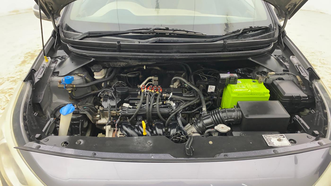 2016 Hyundai Elite i20 ASTA 1.2, CNG, Manual, 1,38,729 km, Engine View