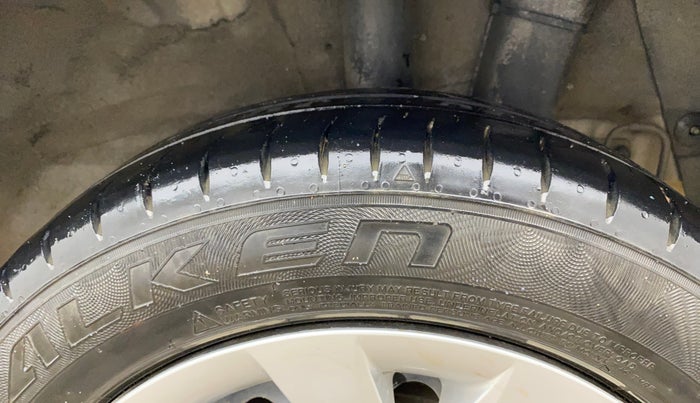 2014 Hyundai Grand i10 MAGNA 1.2 KAPPA VTVT, Petrol, Manual, 90,732 km, Left Rear Tyre Tread