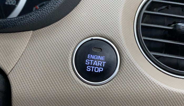 2016 Hyundai Grand i10 ASTA 1.2 KAPPA VTVT, Petrol, Manual, 92,564 km, Keyless Start/ Stop Button