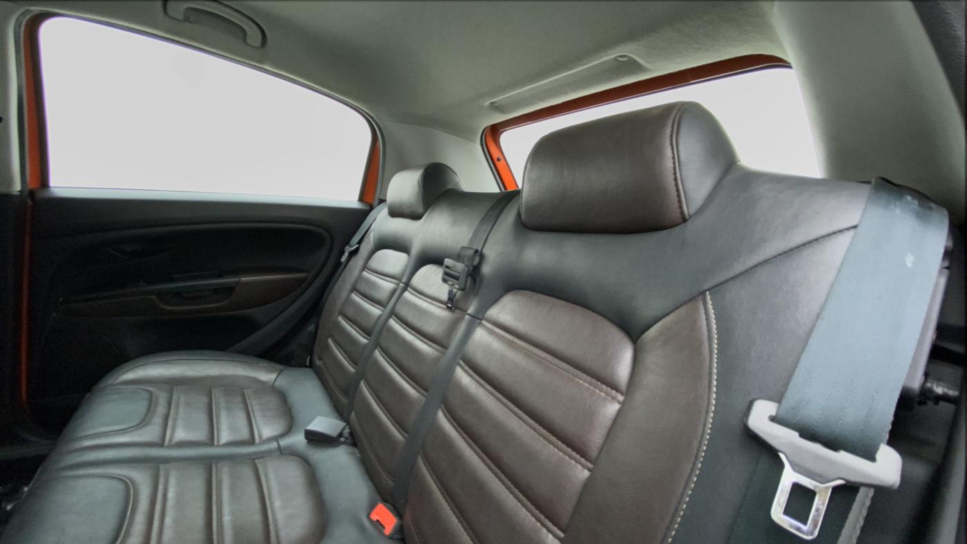 2014 Fiat Avventura DYNAMIC 1.4, Petrol, Manual, 85,159 km, Right Side Rear Door Cabin