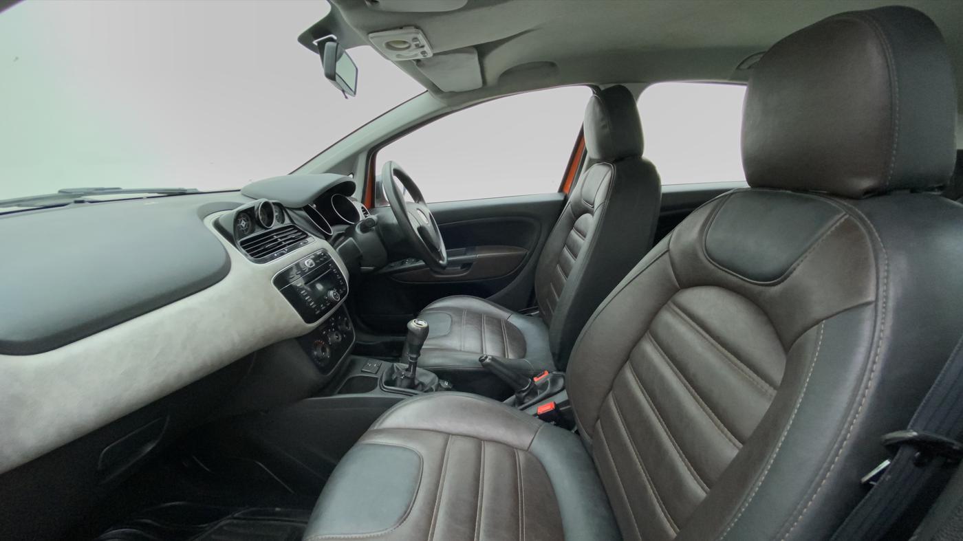 2014 Fiat Avventura DYNAMIC 1.4, Petrol, Manual, 85,159 km, Right Side Front Door Cabin